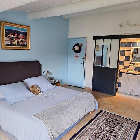 Clos Des Herissons - Chambres D'Hote - Piscine & Jardin Lauris المظهر الخارجي الصورة