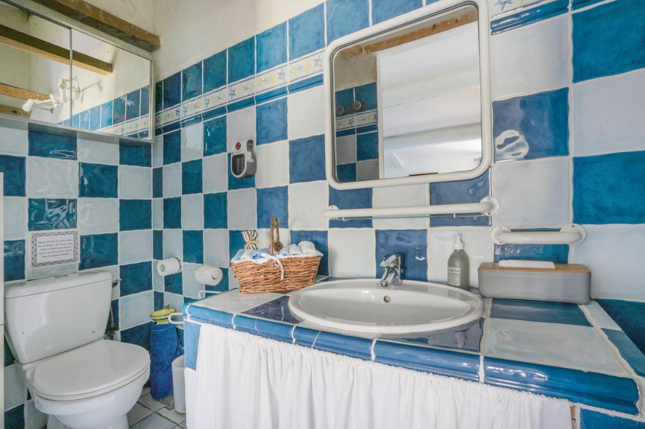 Clos Des Herissons - Chambres D'Hote - Piscine & Jardin Lauris المظهر الخارجي الصورة