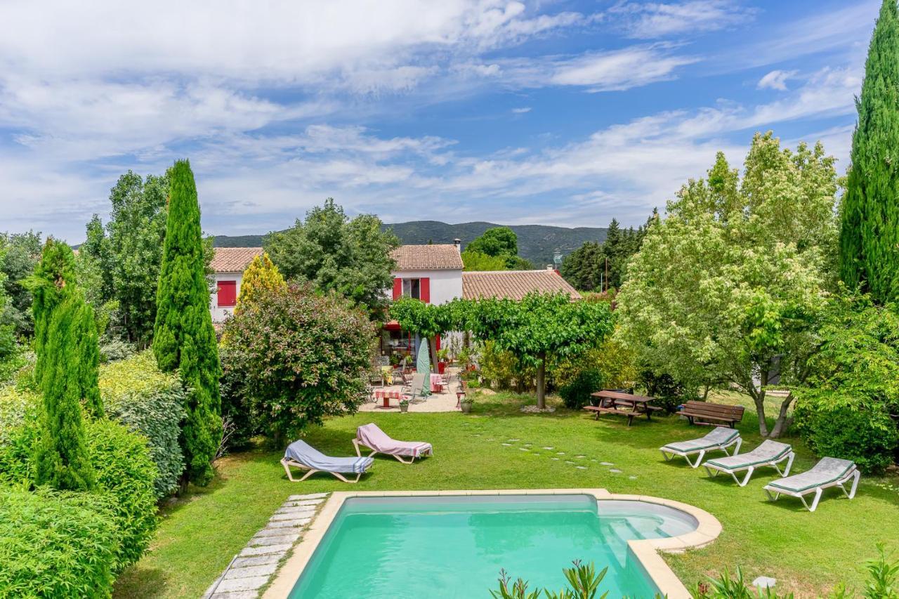 Clos Des Herissons - Chambres D'Hote - Piscine & Jardin Lauris المظهر الخارجي الصورة